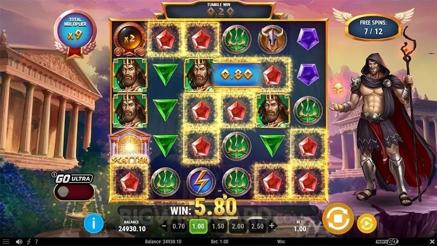 nn777 Professional Live Dealer Smiling